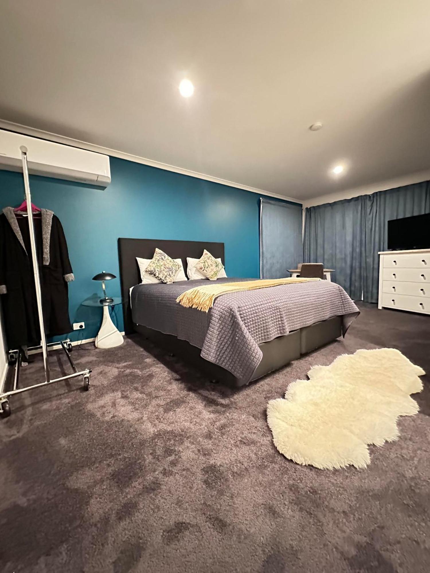 オハクネ トンガリロ スイーツ Bed & Breakfast エクステリア 写真